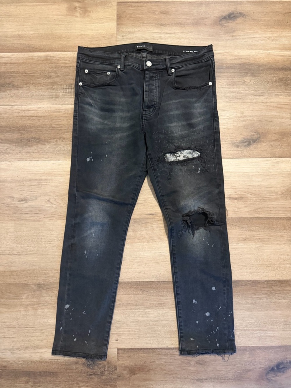 Purple Brand P001 Slim Fit Low Rise Jeans Black Size 33x28 Distressed Paint